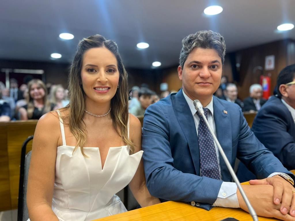 Condenado e inelegível, Francisco Nagib tenta se manter no poder articulando campanha da própria esposa, Agnes Oliveira